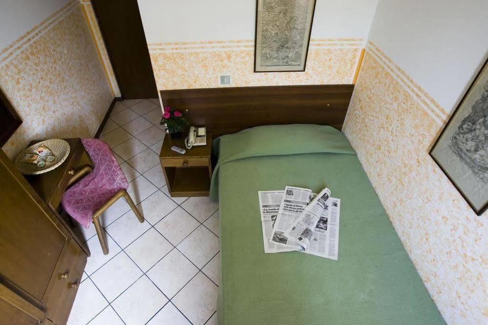 Hotel La Pace Milán